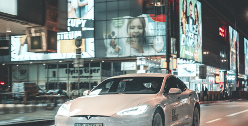 azda Teslą Model S z Autopilotem Ulicami Miasta | Wiele Lokalizacji-Prezent na rocznicę_PP