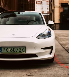 Jazda Teslą Model 3 z Autopilotem Ulicami Miasta (45 minut) | Wiele Lokalizacji-Prezent na Święta_P