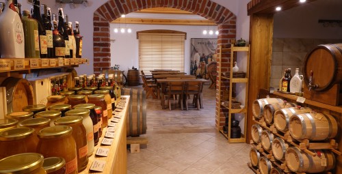 Zwiedzanie Miodosytni z Degustacją dla Dwojga | Tomaszów Mazowiecki- Prezent dla Rodziców-P