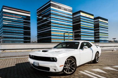 Poprowadź Dodge'a Challengera Ulicami Miasta (20 minut) | Wiele Lokalizacji-Prezent dla Narzeczonego_P