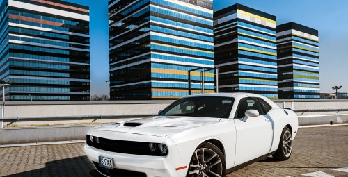 Poprowadź Dodge'a Challengera Ulicami Miasta (50 minut) | Wiele Lokalizacji-Prezent dla Chłopaka_P