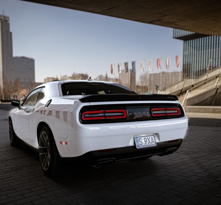 Co-Drive Dodge Challenger Ulicami Miasta (60 minut) | Wiele Lokalizacji
