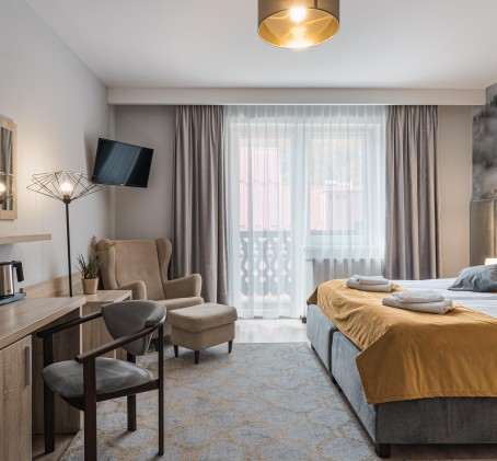 Romantyczny Pobyt (2 Noce, 2 Osoby) | Hotel Smile*** | Szczawnica