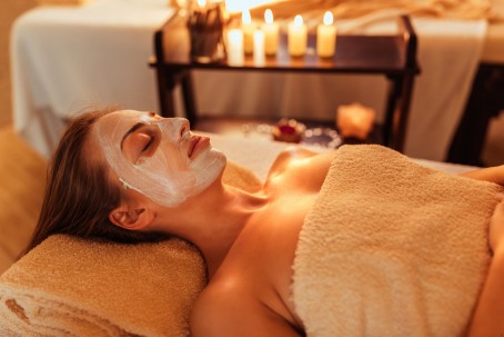 Zabieg SPA na Twarz "Migdałowy Rytuał" | Wrocław | Kraków
