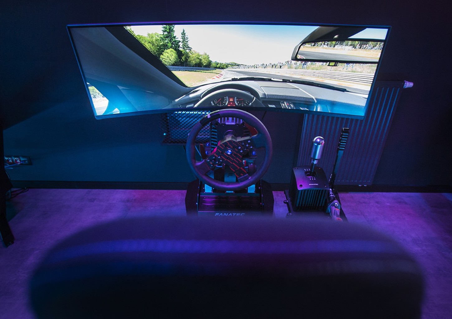Jazda w Symulatorze Wyścigowym dla Dwojga | Rzeszów