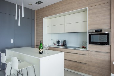 Luksusowy Pobyt (1 Noc, 2 Osoby) | Sky Tower | Prezent dla Narzeczonej_PP