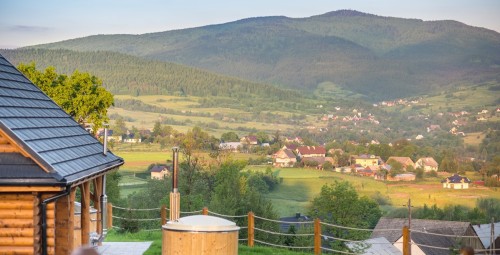 odzinny Pobyt (1 Noc, 4 Osoby) | Ośrodek Domki Zagroda | Słopnice - Prezent na Święta _PP