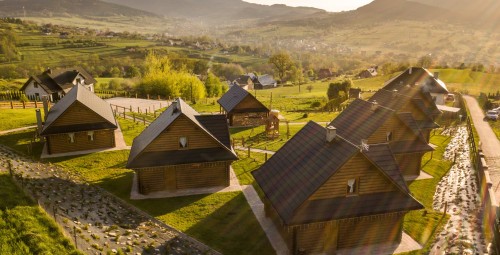 Odprężający Pobyt (1 Noc, 9 Osób) | Ośrodek Domki Zagroda | Słopnice - Prezent na Wieczór Panieński _PP