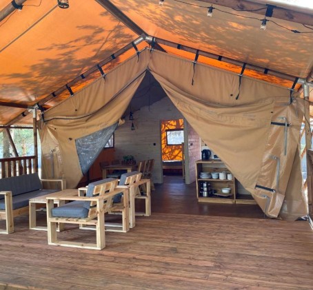 Odprężający Pobyt w Namiocie "Safari"  (4 Noce, 4 Osoby) | Glamping Kwiejcówka | Kwiejce