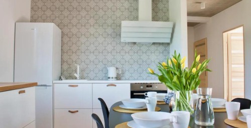 Pobyt w Apartamencie (2 Noce, 2-4 Osoby) | Apartamenty nad morzem AHOJ & LABA | Prezent dla Znajomych_P