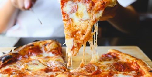 Poznaj Smak Włoskiej Pizzy dla Dwojga | Gniezno-Prezent na Urodziny_S