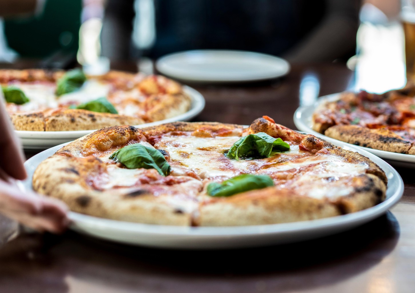 Poznaj Smak Włoskiej Pizzy dla Dwojga | Gniezno