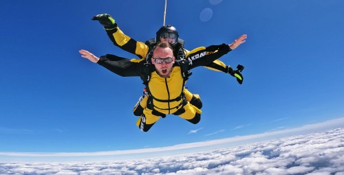 Skok ze Spadochronem z Podwójnym Filmowaniem | Kraków - Prezent dla Męża _PP