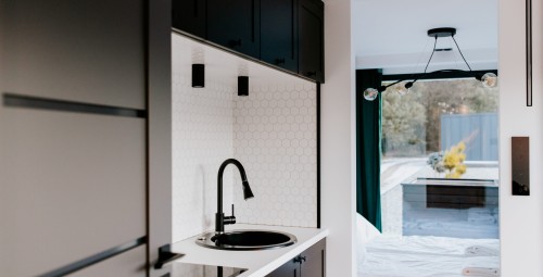 Romantyczny Pobyt w Domku (2 Noce, 2 Osoby) | Fazenda Folwark | Prezent dla Pary_P