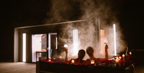 Romantyczny Pobyt w Domku (3 Noce, 2 Osoby) | Fazenda Folwark | Prezent na Urodziny_P