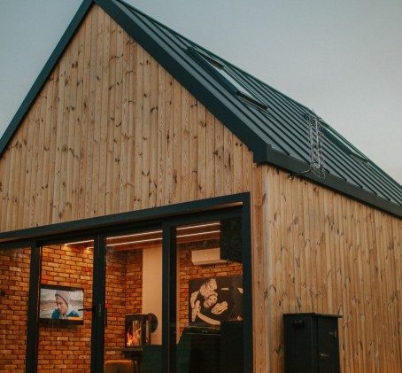 Pobyt w Domku "Chill House" (1 Noc, 1-4 Osoby) | Fazenda Folwark | Długosiodło