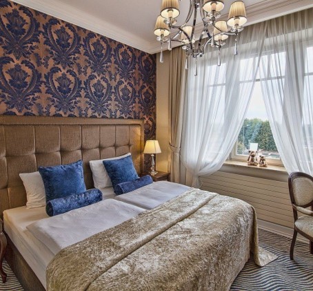 Romantyczny Pobyt (1 Noc, 2 Osoby) | Rezydencja Luxury Hotel | Piekary Śląskie