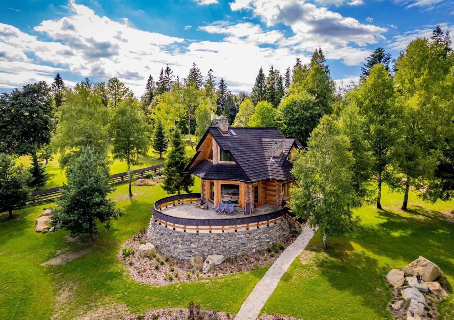 Odprężający Pobyt w Domku Jaworzyna (2 Noce, 1-8 Osób) | Osada Jaworzyny | Zawadka