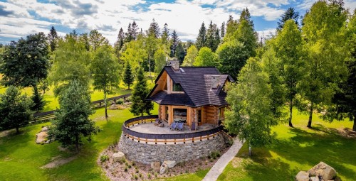 Odprężający Pobyt w Domku Jaworzyna (2 Noce, 8 Osób) | Osada Jaworzyny | Zawadka - Prezent dla Kobiety _P