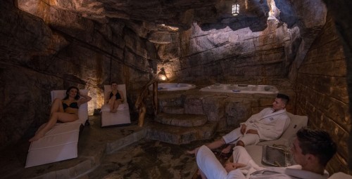 Odprężający Pobyt w Domku Kolędówka (2 Noce, 7 Osób) | Osada Jaworzyny | Zawadka - Prezent dla Przyjaciół _P