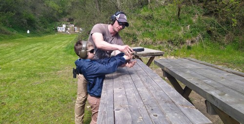 Poznaj Strzelanie “Pakiet Junior” | Ściborzyce Wielkie | Prezent dla Dziecka_P