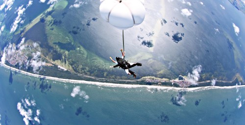 Skok ze Spadochronem z Indywidualnym Filmowaniem nad Helem | Jastarnia-Prezent dla Kobiety_P