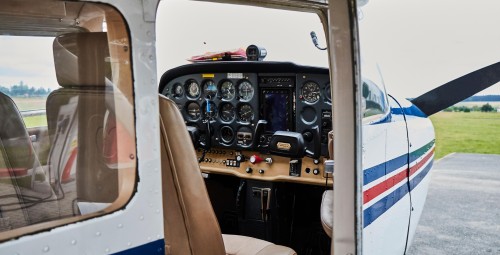 Lot w Symulatorze (60 minut) | Gliwice-Prezent na Dzień Chłopaka_S