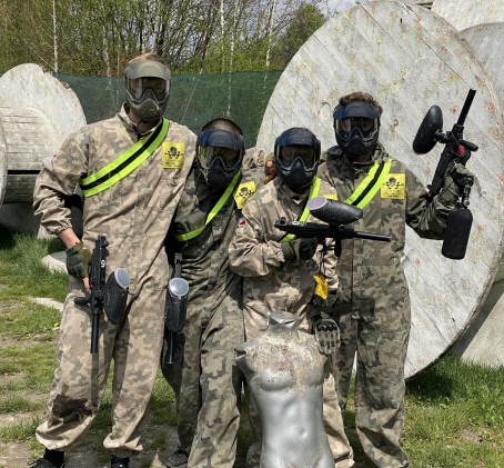 Wieczór Kawalerski z Paintballem (8 osób) | Kraków