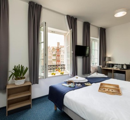 Romantyczny Pobyt (1 Noc, 2 Osoby) | Fama Residence Hotel | Gdańsk