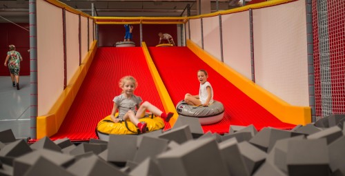 Zabawa w Parku Trampolin dla Rodziny | Warszawa-Prezent na Urodziny_P