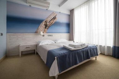 Urokliwy Pobyt (1 Noc, 2 Osoby) | Hotel Morski | Gdynia-Prezent dla Ukochanej_P