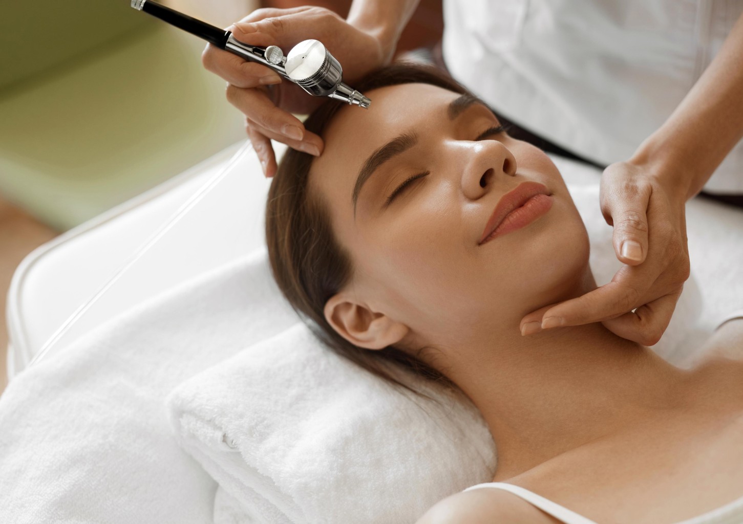 Tlenowy Zabieg na Twarz | Lublin