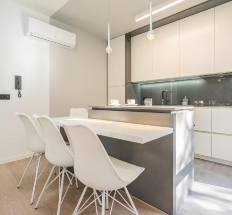Rodzinny Pobyt w Apartamencie Premium (2 Noce, 2-4 Osoby) | Apartamenty Wadowice AL-DO | Wadowice