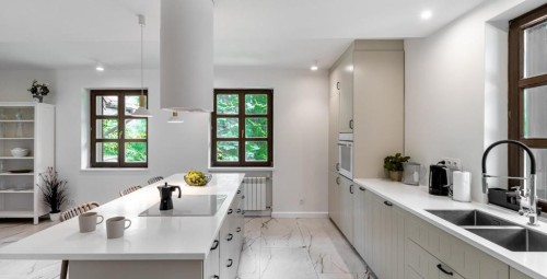 Odprężający Pobyt w Willi na Wyłączność (2 Noce, 14 Osób) | Golden Apartments | Prezent dla Dwojga_P