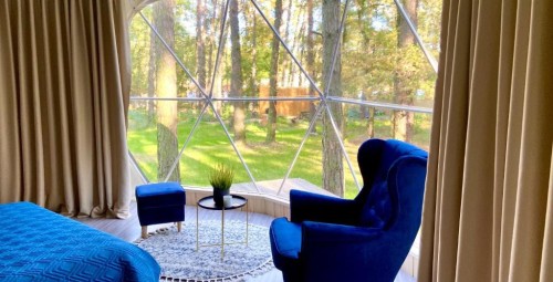 Rekreacyjny Glamping (1 Noc, 4 Osoby) | Planeta Glamping | Prezent dla Przyjaciół_P