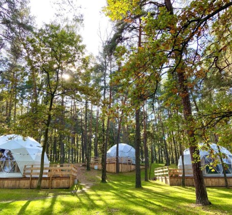 Rekreacyjny Glamping (1 Noc, 4 Osoby) | Planeta Glamping | Zalesie Górne 