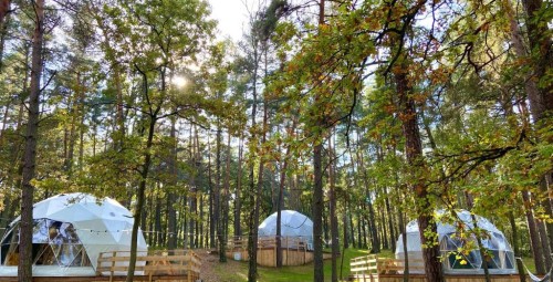 Rekreacyjny Glamping (1 Noc, 4 Osoby) | Planeta Glamping | Prezent dla Znajomych_P