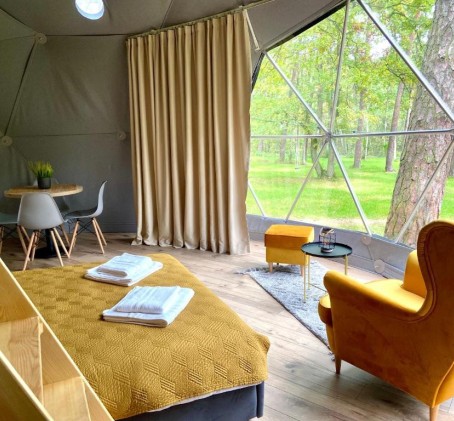 Odprężający Glamping (2 Noce, 4 Osoby) | Planeta Glamping | Zalesie Górne