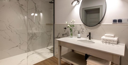 Zachwycający Pobyt w Zamku (2 Noce, 2 Osoby) | Zamek Sarny | Prezent dla Przyjaciół_P