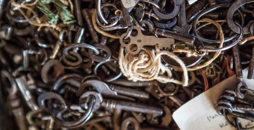 Przygoda w Escape Room “Opuszczona Klinika” dla Przyjaciół (5 osób) | Kielce-Prezent dla Dziewczyny_S