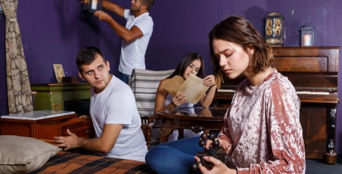 Przygoda w Escape Room “Opuszczona Klinika” dla Przyjaciół (5 osób) | Kielce-Prezent na Urodziny_S