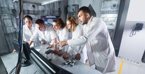 Przygoda w Escape Room “Dexter” dla Przyjaciół (5 osoby) | Kielce-Prezent dla Niego_S