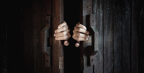 Przygoda w Escape Room “Rytuał” dla Przyjaciół (4 osoby) | Kielce-Prezent dla Niej_S