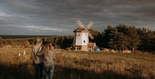 Rekreacyjny Pobyt w Wiatraku (2 Noce, 5 Osób) | Jurajskie Siedlisko | Pabianice-Prezent dla Znajomych_P