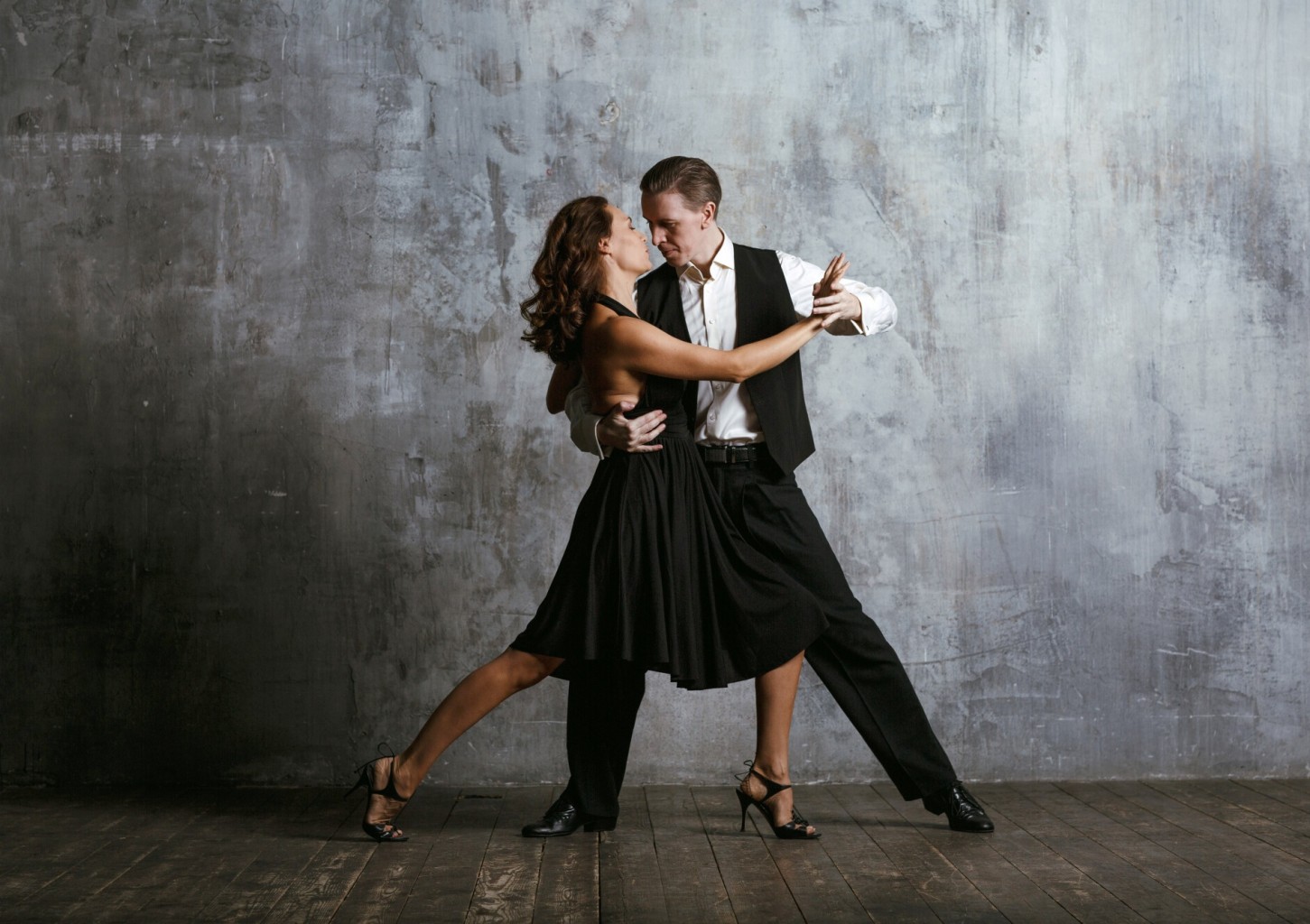 Indywidualna Lekcja Pierwszego Tańca | Tomaszów Mazowiecki