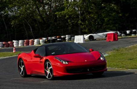 Jazda Ferrari 458 Italia (1 okrążenie) | Wiele Lokalizacji