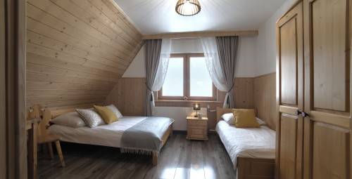 Urokliwy Pobyt (1 Noc, 4 Osoby) | Gościna u Maryny | Prezent dla Przyjaciół_P