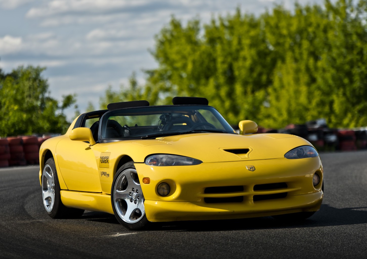 Jazda Dodge Viper | 1 okrążenie | Wiele Lokalizacji