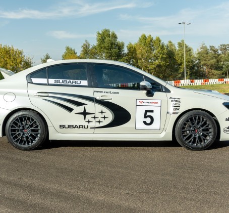 Jazda Subaru Impreza STI | 1 okrążenie | Wiele Lokalizacji