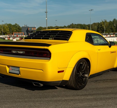 Pojedynek Dodge Viper vs. Dodge Challenger | 2 okrążenia | Wiele Lokalizacji